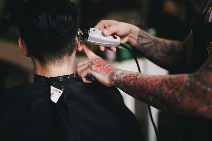 Men's professional haircut in Bhikhowal